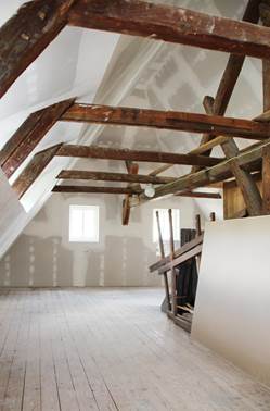 Ertüchtigung Dachgeschoss, Bauarbeiten abgeschlossen Ertüchtigung Dachgeschoss, Bauarbeiten abgeschlossen