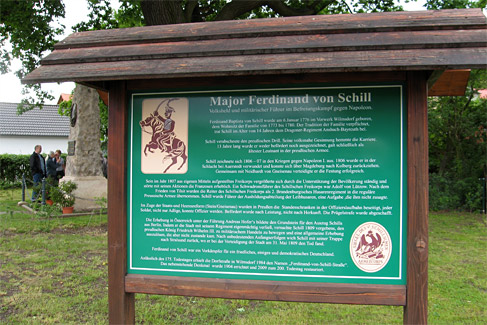 Erneuerte Informationstafel, Foto: Veronica Teicher